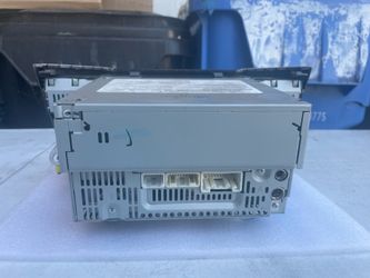 Lexus rx330 radio assembly