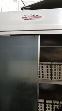 Rotisserie chicken machine
