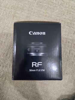 NEW Canon RF 50mm F1.8 STM camera lens!