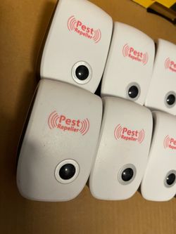 RepellentUltrasonic Pest Repeller 8-Pack