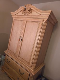 Bedframe and vanity