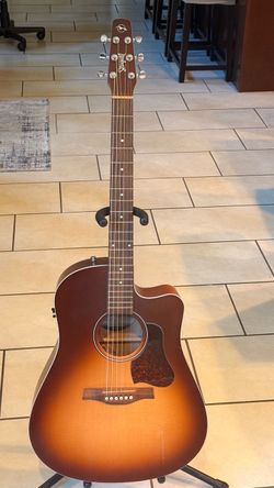 Seagull Entourage Autumn Burst CW QIT – Acoustic-Electric Dreadnought Cutaway