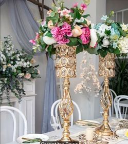 Silver Diamond Metallic Stands