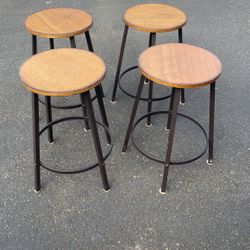 4 Bar Stools