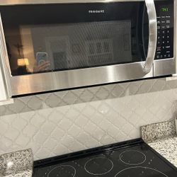 Frigidaire 1.8 cu. ft. Over-the-range Microwave 