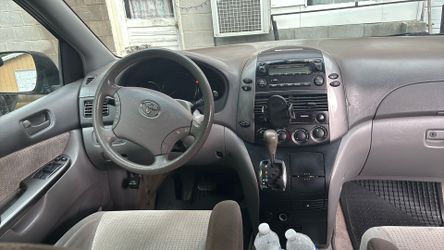 2010 Toyota Sienna