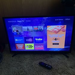 Insignia Color T.V. 32”