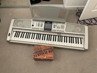 Yamaha DGX-305 Portable Grand Piano Keyboard