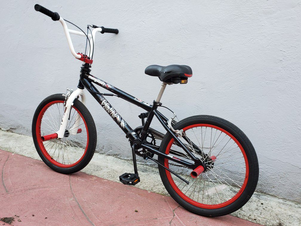 Mongoose BMX FS Sky Kid's Bike in Like-NEW Condition! $100 OBO! 