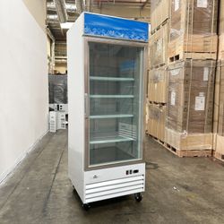 NSF 31” One Glass Door Freezer D648BMF-HC