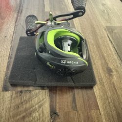 Lew's MACH 2 Baitcast Fishing Reel, 7.5:1 Gear Ratio,