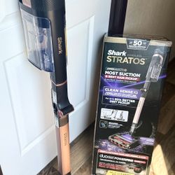 Shark Stratos Cordless Stick Vacuum Cleaner with Clean Sense IQ & DuoClean PowerFins HairPro MultiFLEX