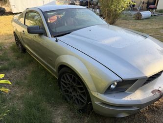 05 Mustang GT with GT500 parts