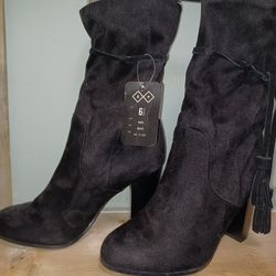 Black Boots With Heel