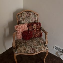 Sitting Chair 