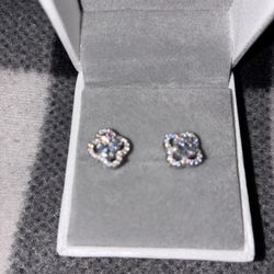 S925 Flower Style Diamond Earrings