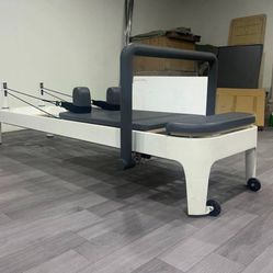 Balanced Body Allegro 2 Pilates Reformer 