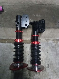 High performance racing shocks selling for $300 brand new