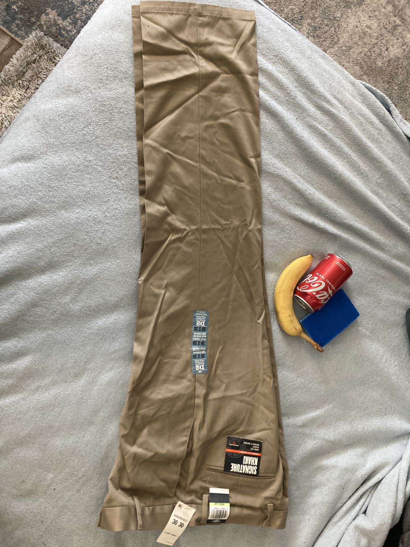 Dockers Signature Khaki 30x30 NWT