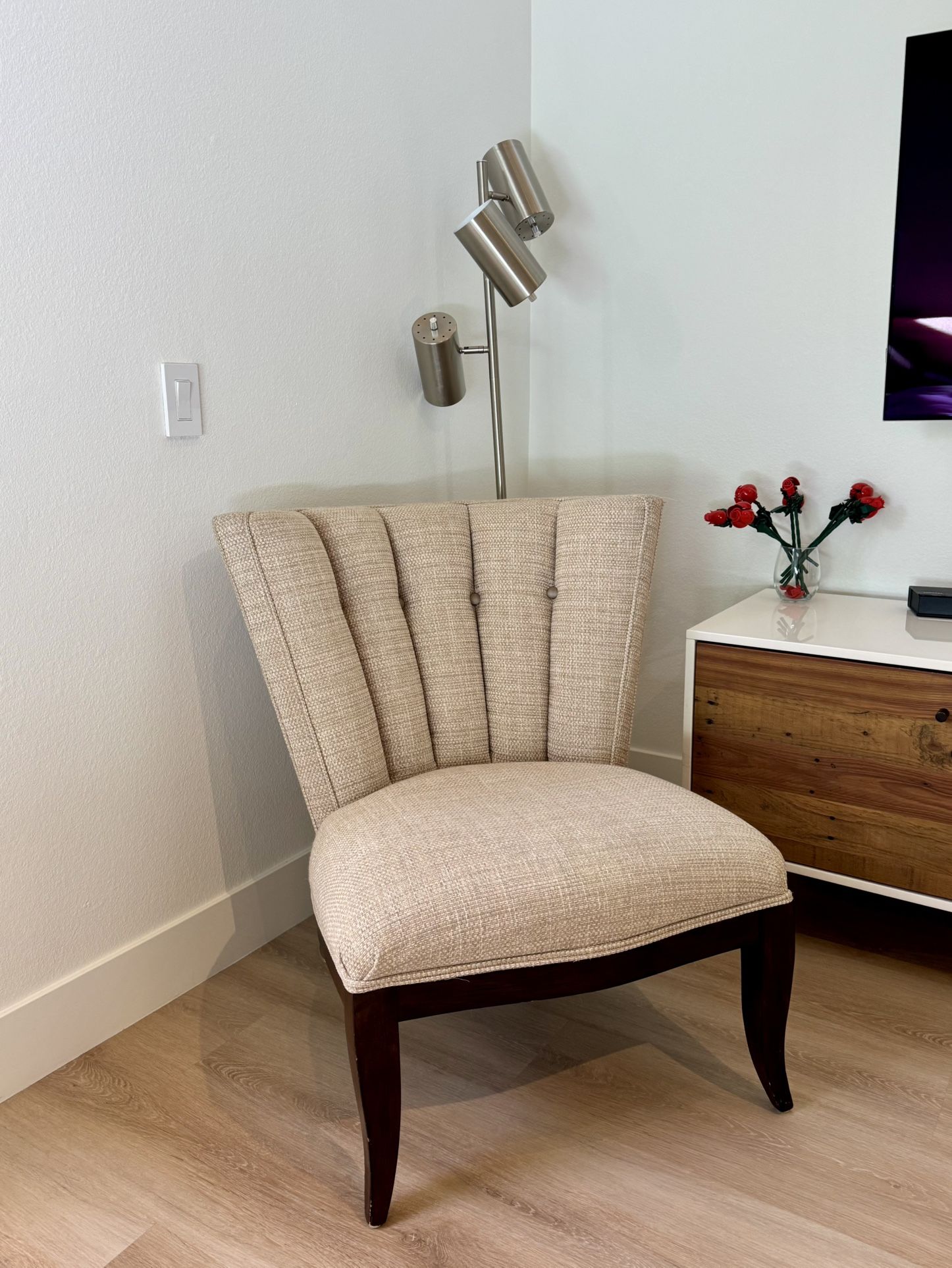 Schnadig Modern 21st Century Ava Accent Chair