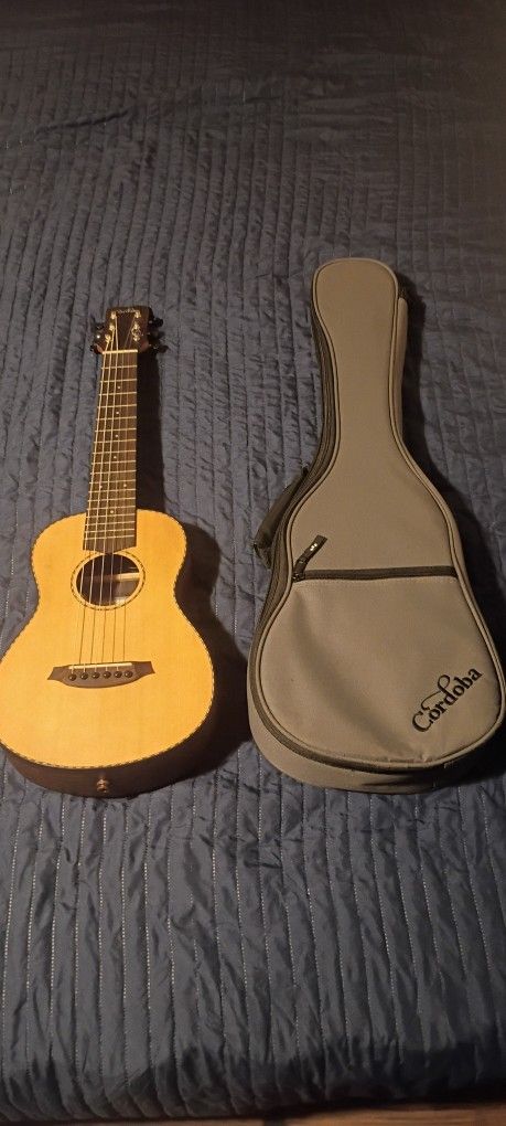 Cordoba Concert Ukulele - Excellent Condition 