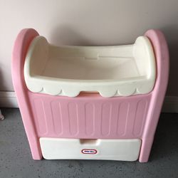 Little Tikes Baby Doll Changing Table - Bassinet 