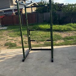 Power Rack with Cable Pulley