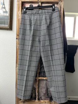 6S.  These are Express Editor Straight Super High Rise