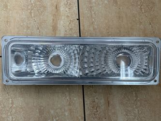 1(contact info removed) Chevrolet Left Front Turn Signal Light