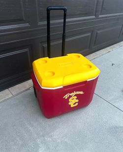 Igloo 60 quarter USC Ice 🧊 Chest