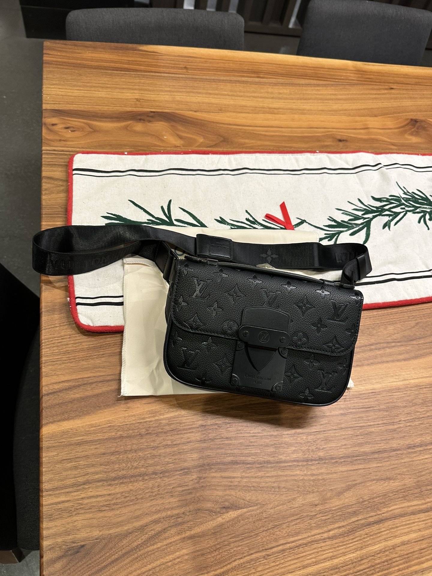 [Bag]LOUIS VUITTON Torillon Monogram S Rock Sling Bag Body Shoulder Leather