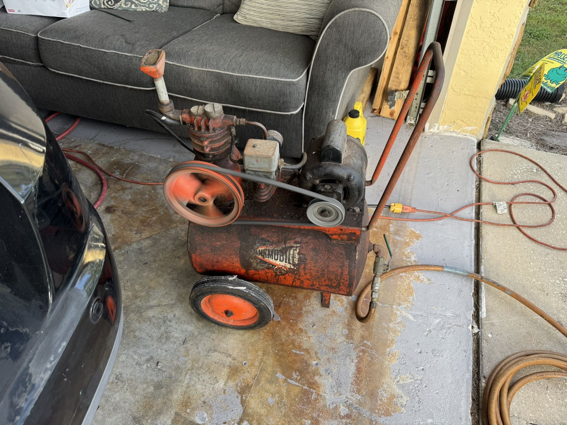 TANKMOBILE  Air compressor 