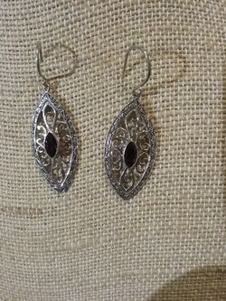 Garnet silver earrings