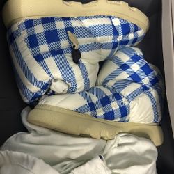 Burberry Puffer Boots 