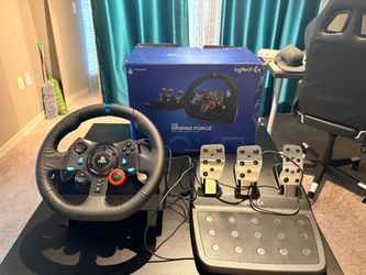 Logitech G29 Driving Force Racing Wheel