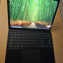 Microsoft Surface Laptop 4 32gb Ram 1TB SSD NVMe Drive 3.0ghz 14" Touchscreen