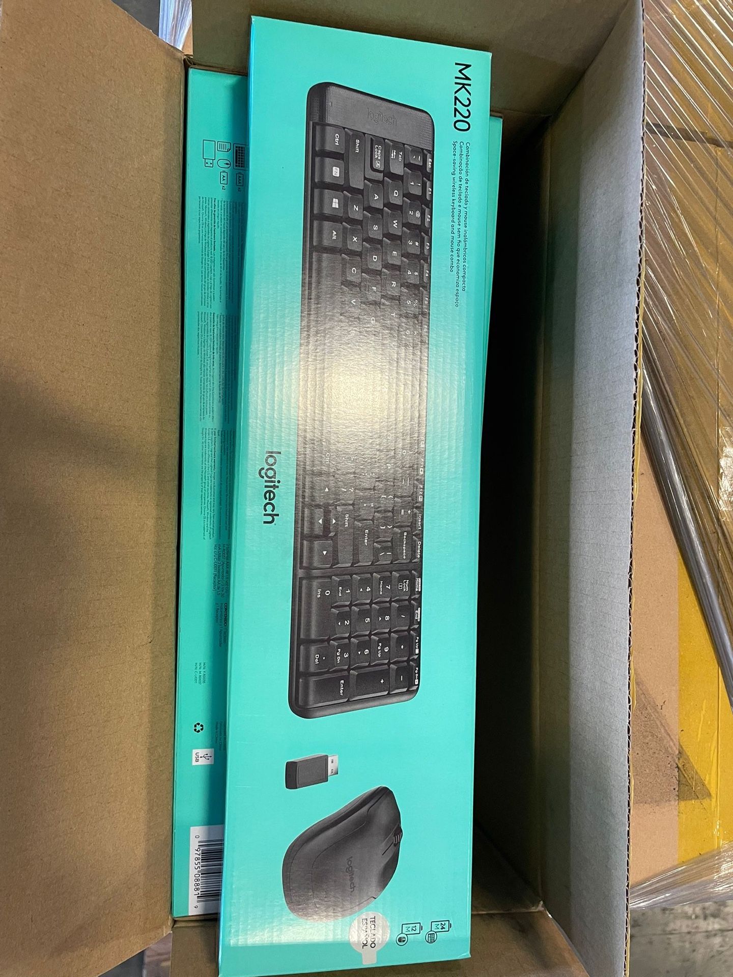 Logitech Wireless Combo MK220 - Juego de Teclado y mouse - Inalámbrico - 2,4 GHz