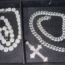 Gld Chains 