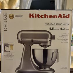 Kitchenaid Deluxe Mixer 