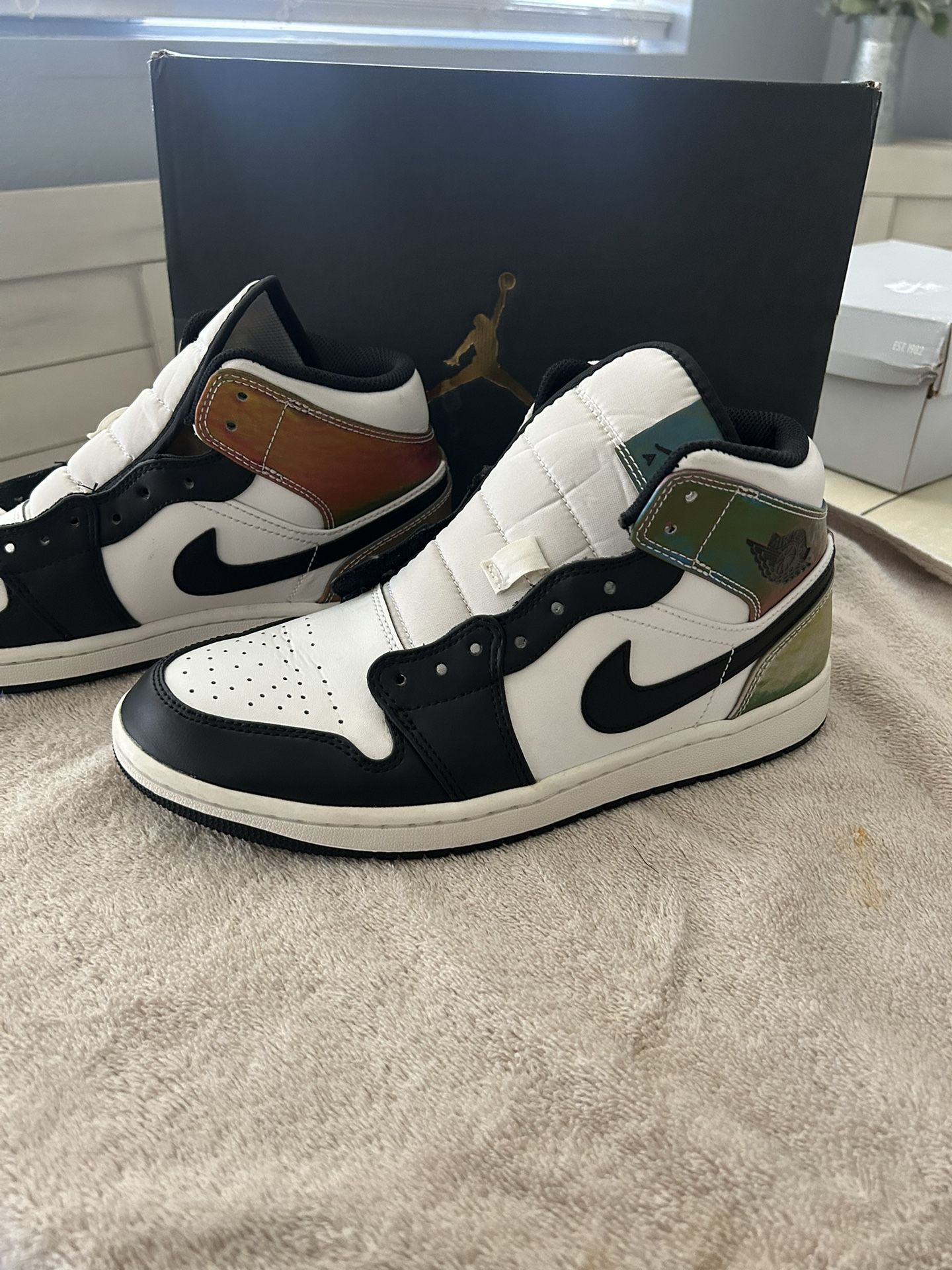 MJs Mids
