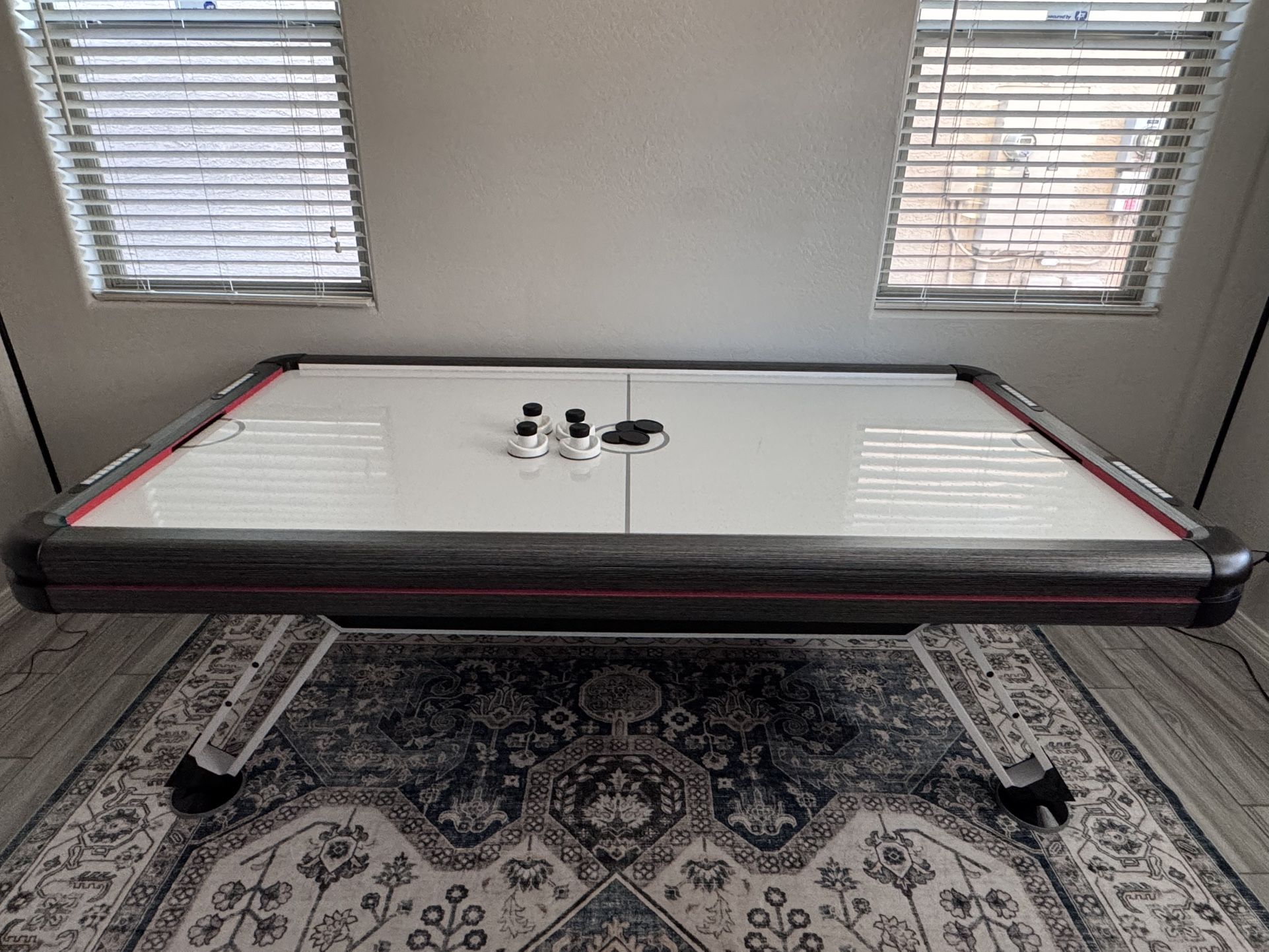 Air Hockey Table