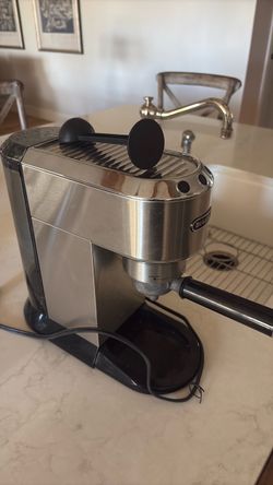 De'Longhi Stainless Steel Espresso Machine