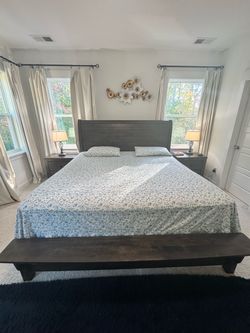 Dark Gray Solid Wood king bed set