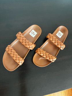 Dolce vita sandals