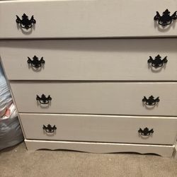 4 Drawer Vintage Dresser