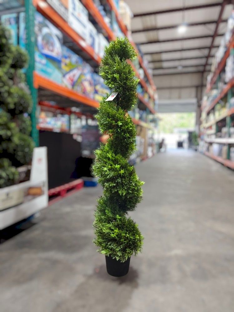 Faux 5ft Spiral Topiary in Black Grower's Pot