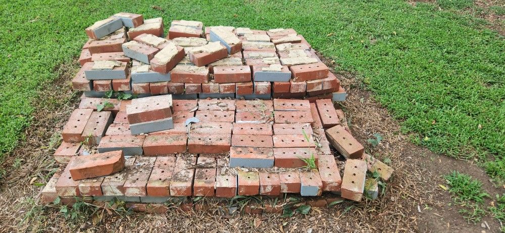 Vintage Reclaimed Bricks