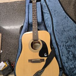 Epiphone DR-100NA Guitar With Case