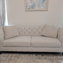 Vcf Leah sand sofa with 2 cushions
