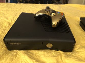 Xbox 360, 4games, 1 controller 80$